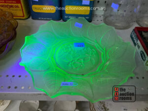 Uranium Glass Plate