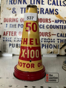 Shell X-100 50 Tin Pourer