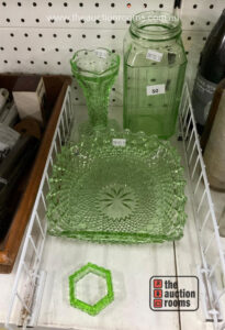 Quantity of Green Glass