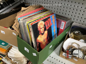 Quantity of Singles & CD's
