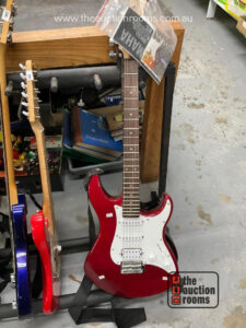 Yamaha EG112C Electric Guitar