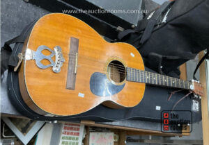 Suzuki Accoustic Guitar