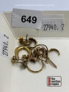 Quantity of Jewellery Findings including 9ct