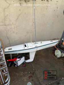 Large Remote Control Pond Yacht