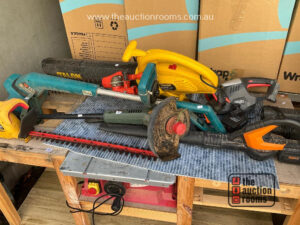 Quantity of Garden Tools