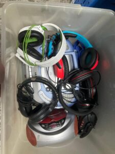Radios & Headphones
