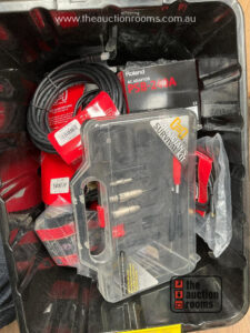 Cables & Adaptors