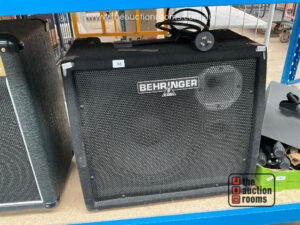 Behringer K900 FX Keyboard Amplifier