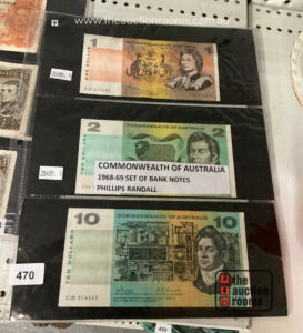 Commonwealth of Australia Set of 1968 - 1969 - $10  $2  $1 Notes