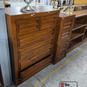 Lot 829