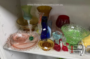 Bay of Glassware