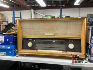 Retro Timber Case Radio