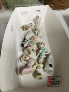 Cosy Dolls & Miniatures