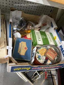 Quantity of Assorted Buttons & Sewing Sundries