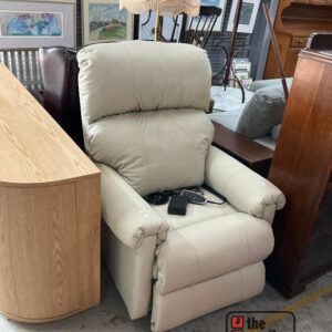 Lot 692