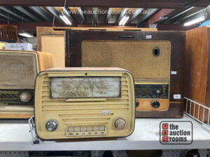 2 x Mantel Radios