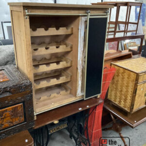 Lot 703