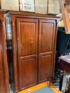 Pine Two Door Robe
