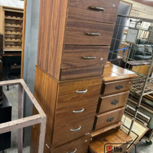 Lot 744