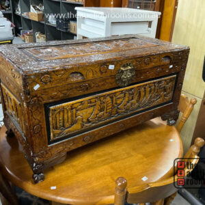 Lot 832