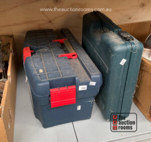 Toolbox & Jigsaw