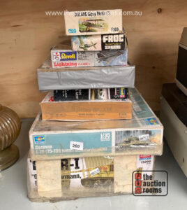 Quantity of Model Kits (as is)