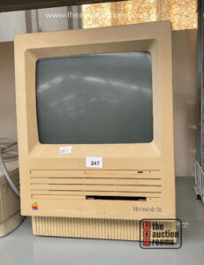 Apple Macintosh SE??