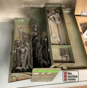 Quantity of Tools including Sidchrome