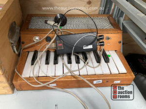 Electric Organ