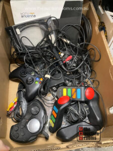 Quantity of Gaming Controllers