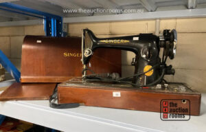 Singer Sewing Machine